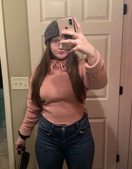 shemale cumshot onlyfans beautiful picture