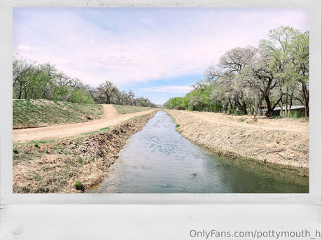 pottymouth h model pornographic photo