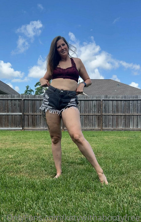 milf glasses onlyfans pornographic pictures