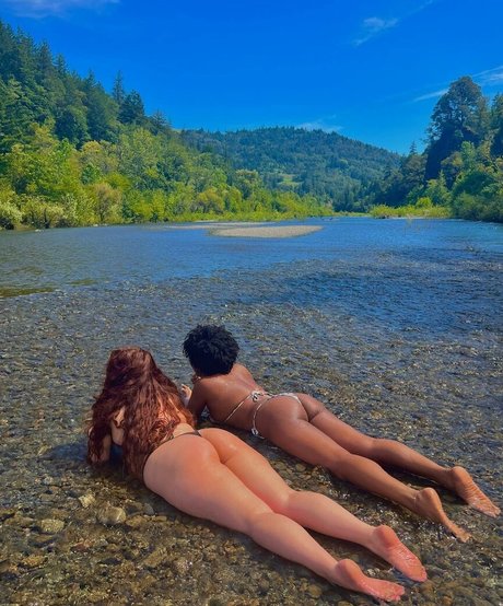 petite slut onlyfans beautiful pic