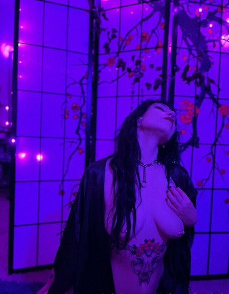 Grimmafterdark model naked galleries