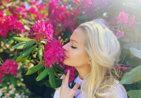 milf wife onlyfans free sex galleries