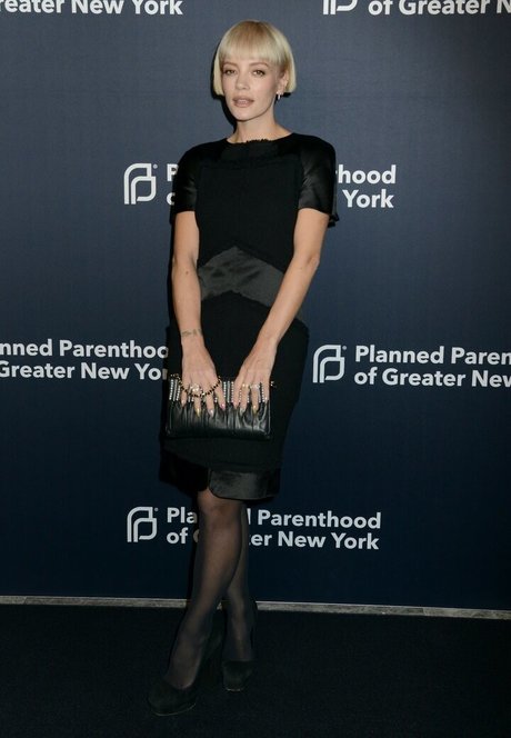 Lily Allen beautiful pornstar picture