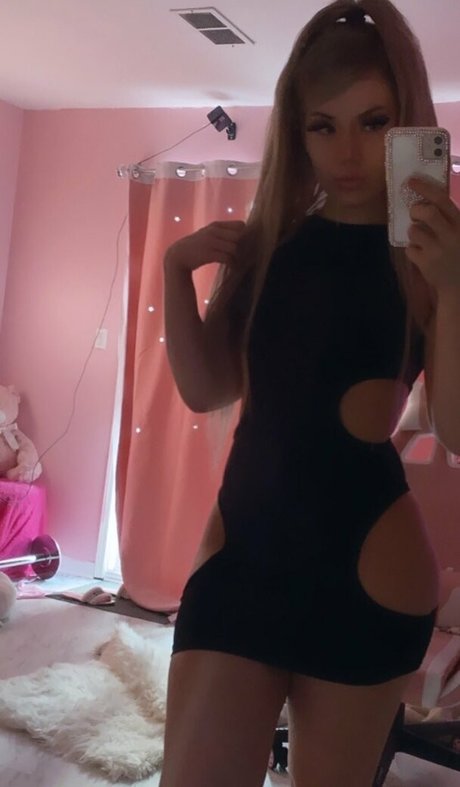 petite slut onlyfans beautiful naked photo