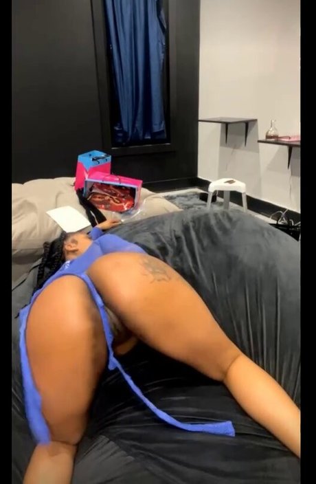 caught masturbating onlyfans pretty img