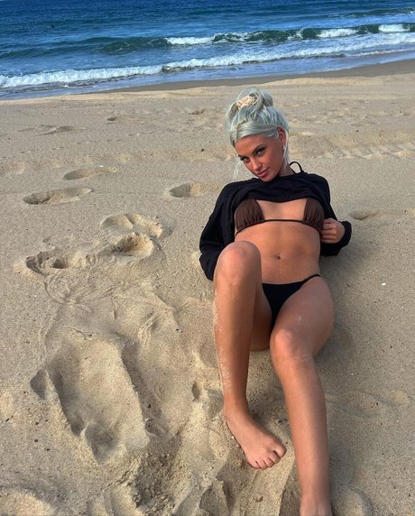 shemale cumshot onlyfans sex pic