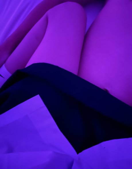 teen fingering onlyfans sex images