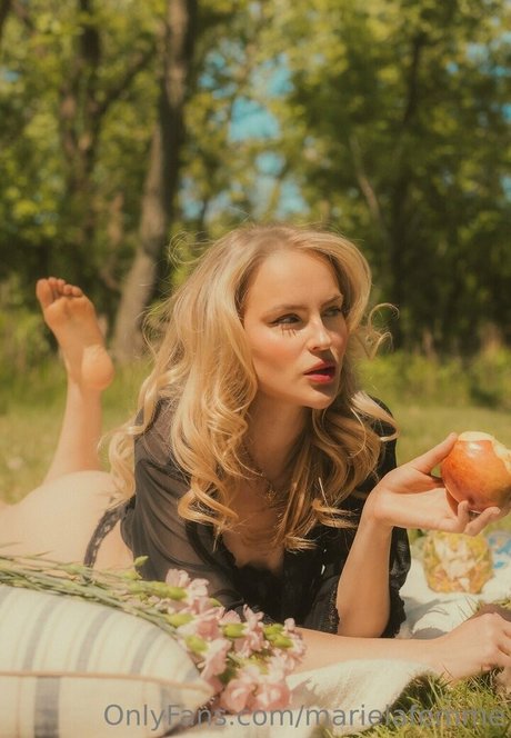 busty solo onlyfans hot naked archive