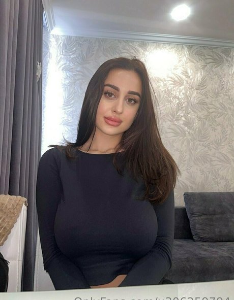 thick girls onlyfans hot sexy gallery