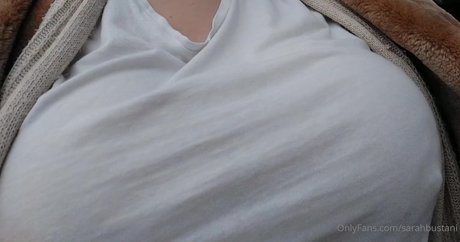 Sarahbustani star erotic archive