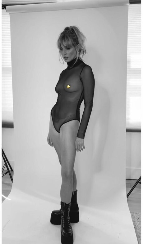 unexpected onlyfans art nude photos