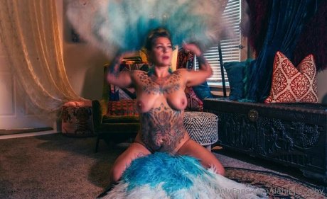 cum on glasses onlyfans hot nude picture