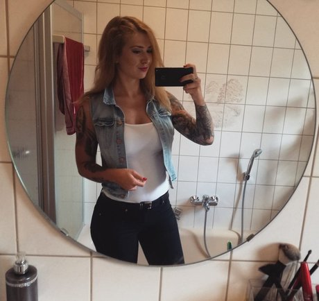 Lechl Sisters top pornstar pic