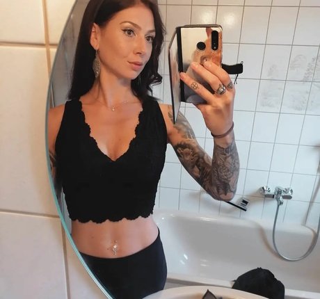 blonde deepthroat onlyfans hot nude pics