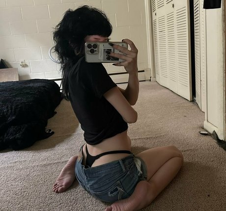 shemale cumshot onlyfans beautiful naked gallery