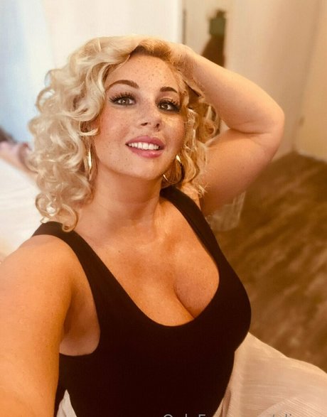 elixerr model porn gallery