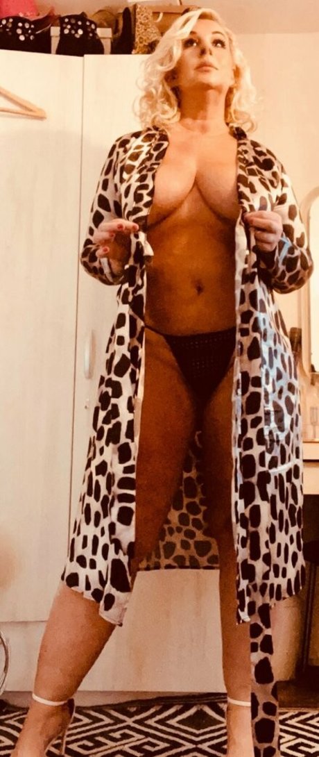 kitty princess onlyfans sexy nudes image