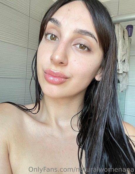 naturalwomenana erotic actress gallery