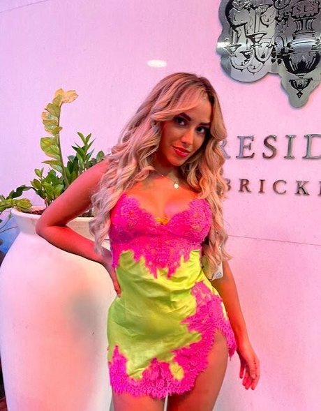 young onlyfans free naked picture