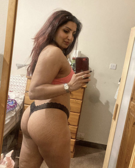 Gujubear model free photos