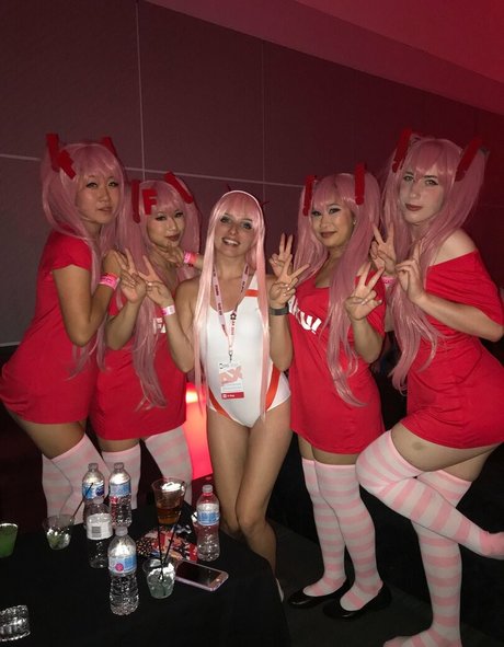 milf glasses onlyfans porno pics