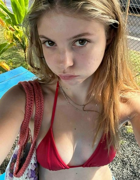 graceykay nudes model pics