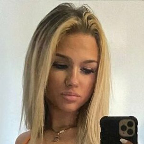 codiecockerill sexy model images