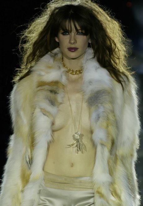 Caitriona Balfe porn model photos