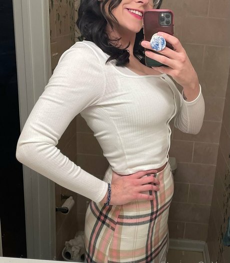 lesbian fingering onlyfans beautiful xxx pic