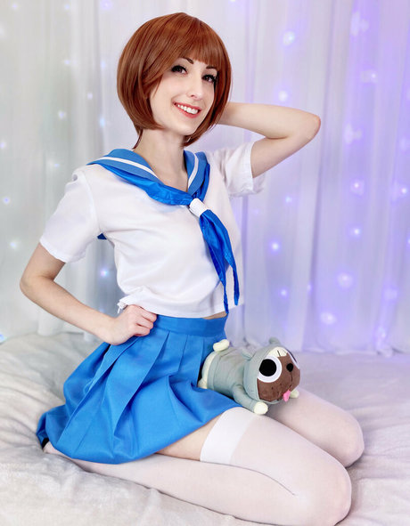 evvils nude model pic