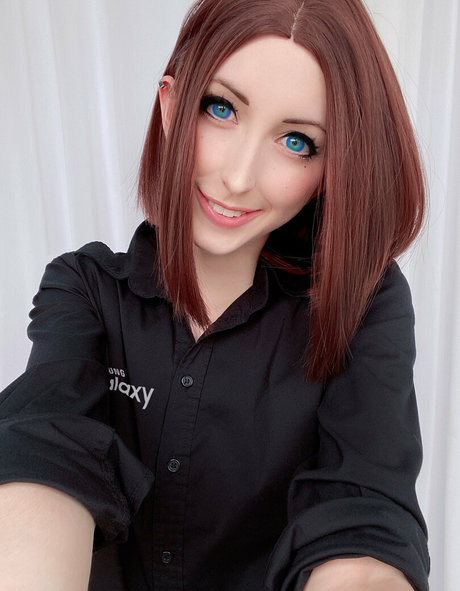 evvils naked pornstar pic