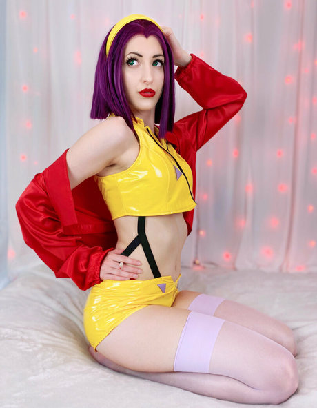 evvils model high quality pics