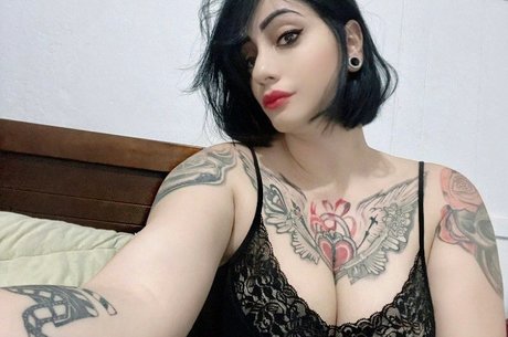 Deborah Milano free star photo