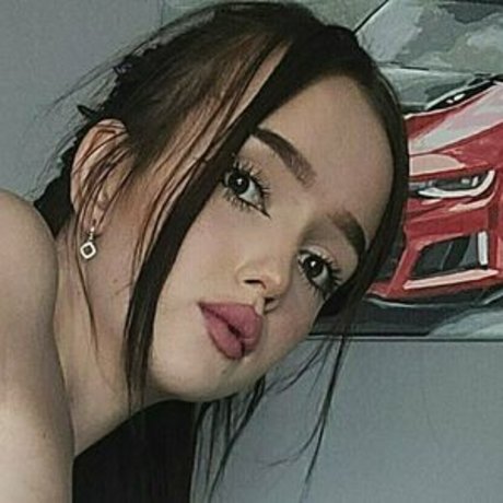 Suziangelx best model img