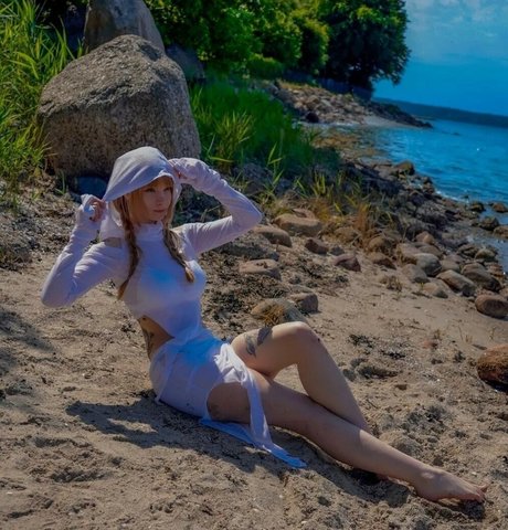 Yakisa uwu model nudes pic