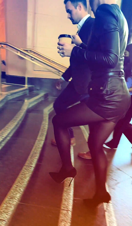 Evangeline Lilly naked actress images