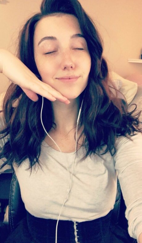 breebunn porn model photos