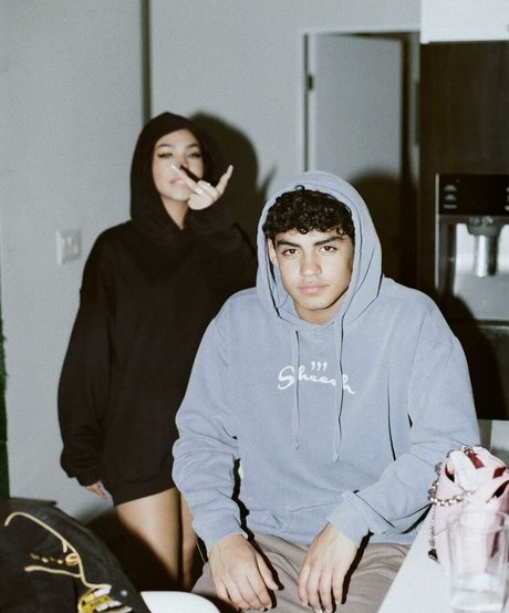 Dessxmx pretty pornstar photos