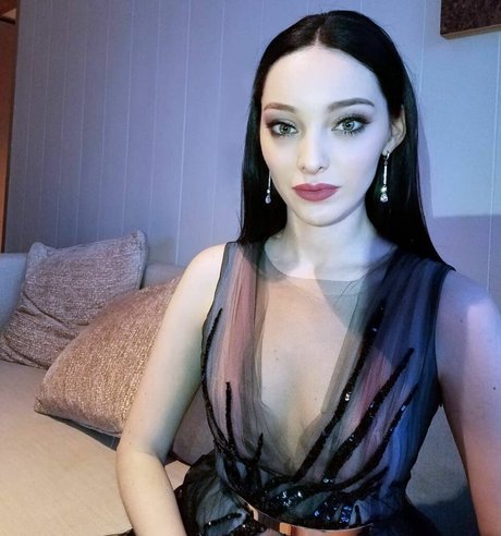 Emma Dumont exclusive actress archive
