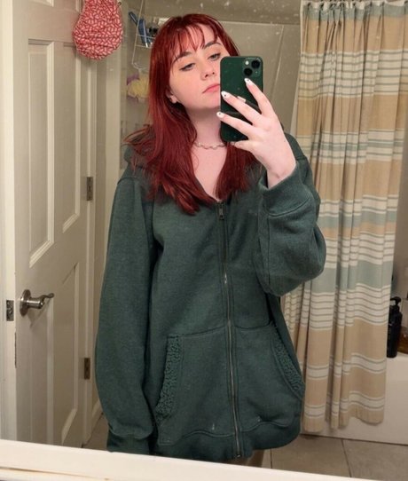 Katiebuggyboo erotic model gallery