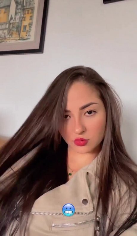 Angie Carmona model art image