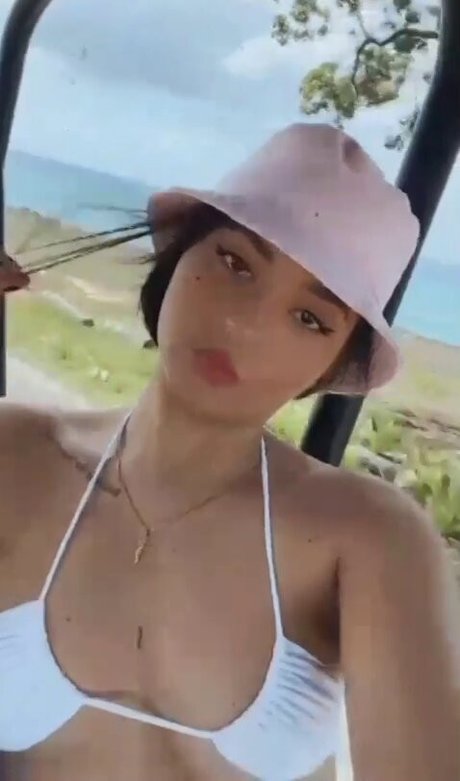 Angie Carmona star top galleries