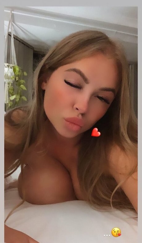 old lady onlyfans sexy nude picture