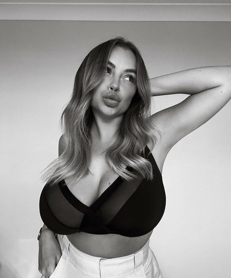 Madison Mclachlan best actress pics