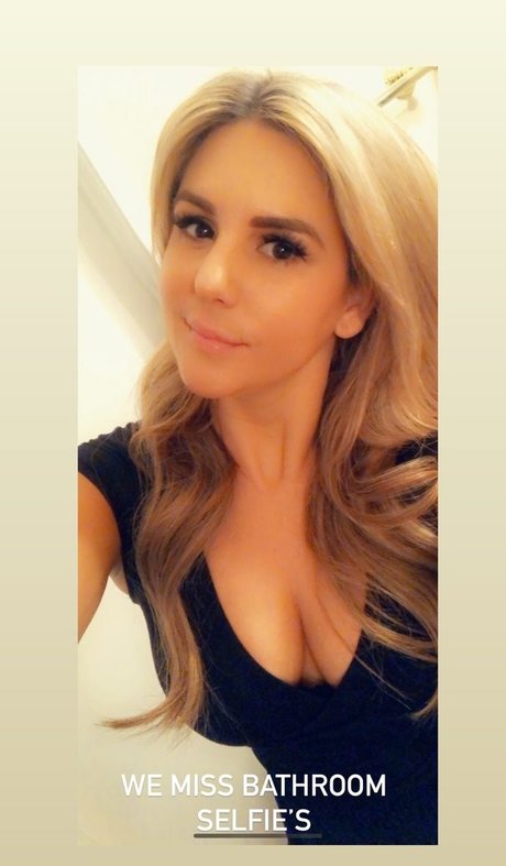 tanned onlyfans art nude img