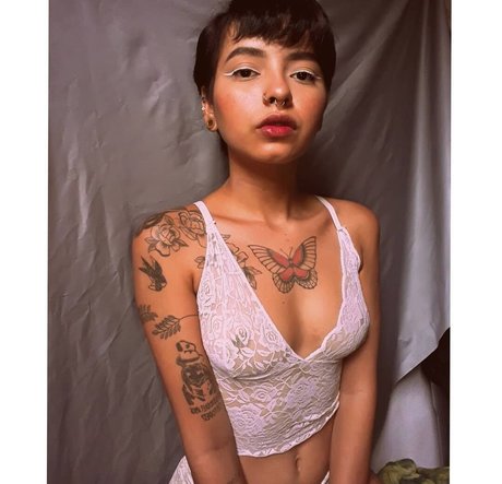 shemale masturbation onlyfans free porn photos