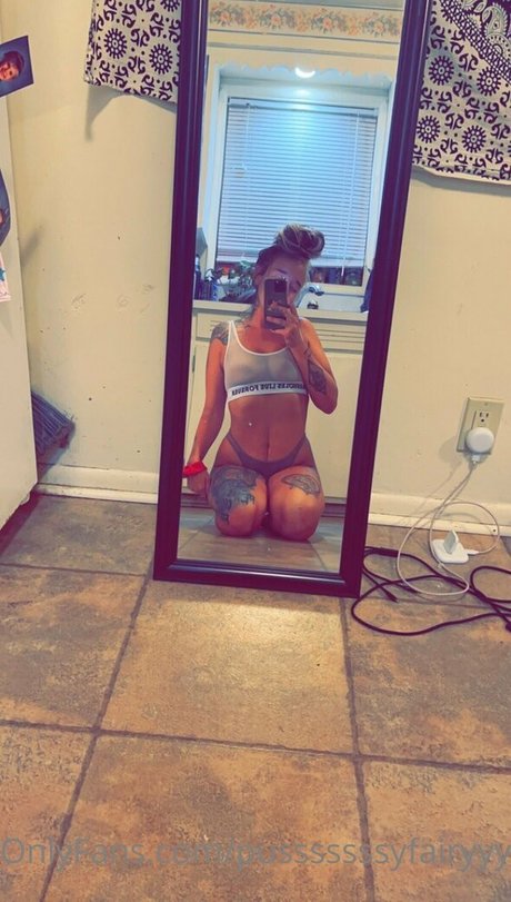 pusssssssyfairyyy adult model pictures