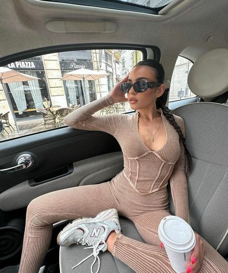 young onlyfans nice pictures