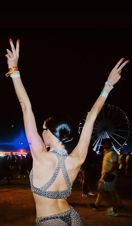 babe nude onlyfans sexy picture