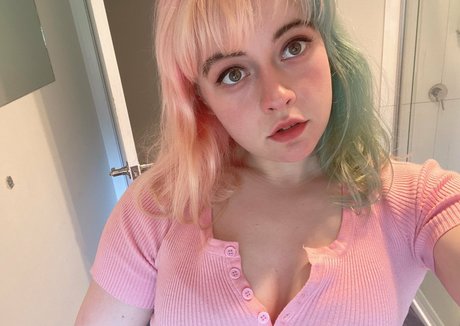 momocoloured pornstar beautiful pics